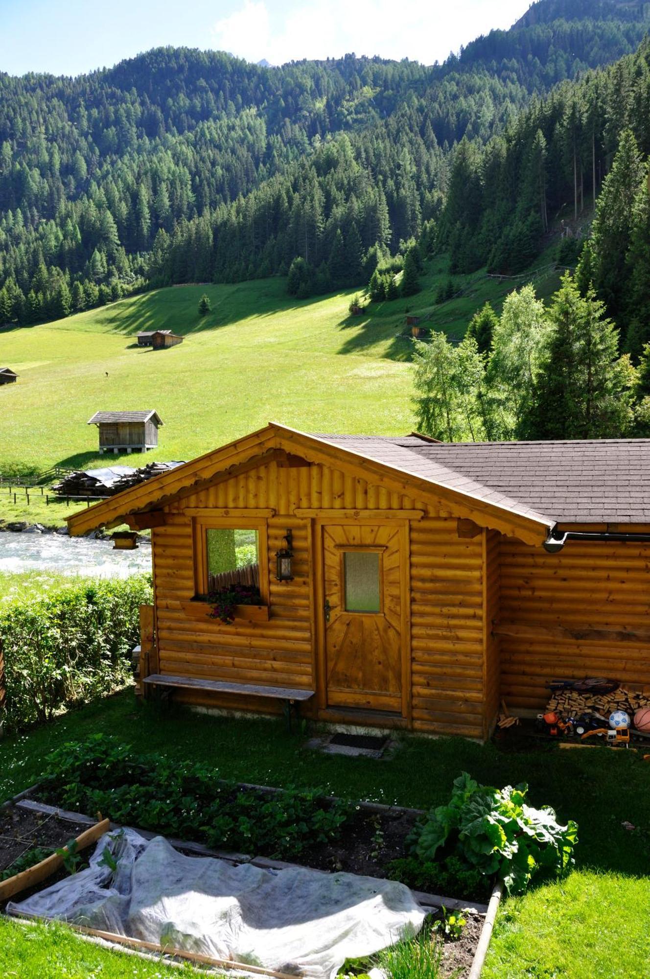 Haus Alpenruh Hotel Sankt Leonhard im Pitztal Exterior photo
